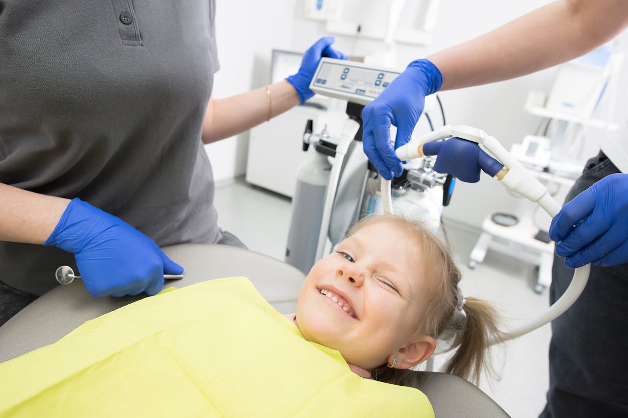 Stomatologia dziecięca – kiedy pójść z dzieckiem do dentysty? - Śląski Dzień Zdrowia dziecieca stomatologia
